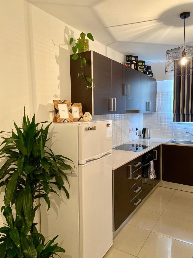 Fat Cow Apartment 102 Livadhia Экстерьер фото